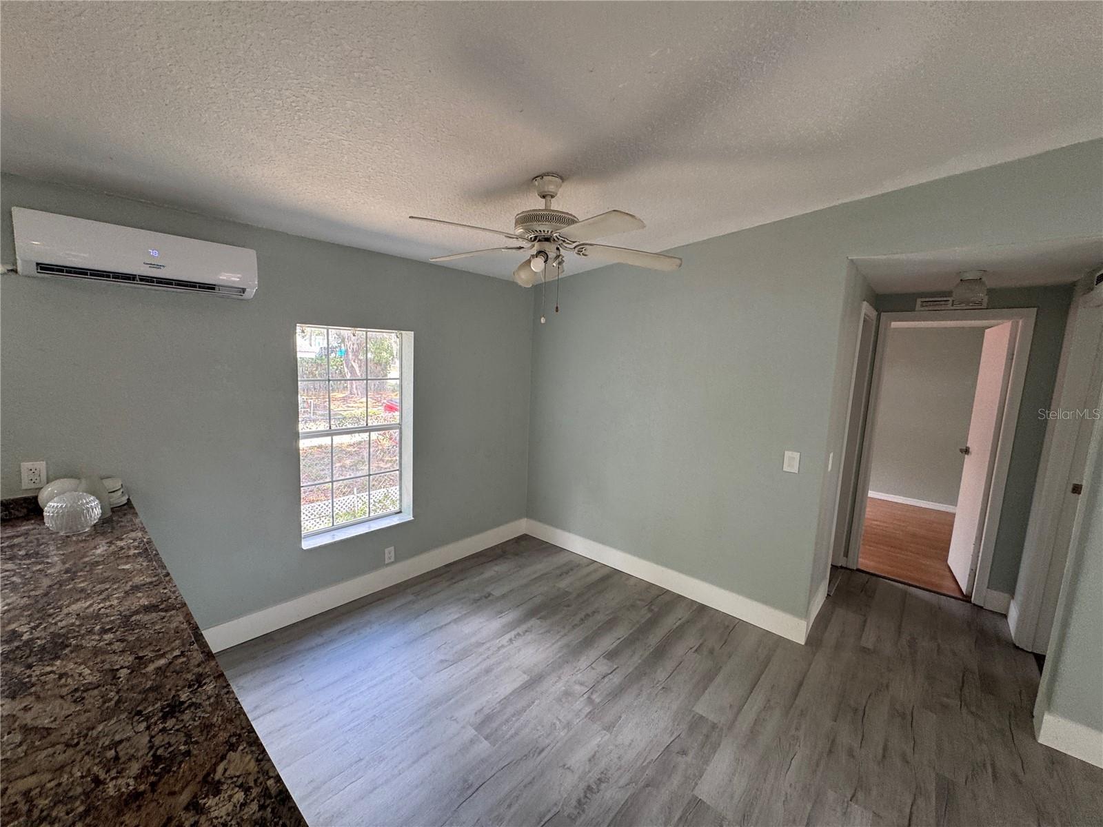 Image 8 of 31 For 15341 Omaha Street