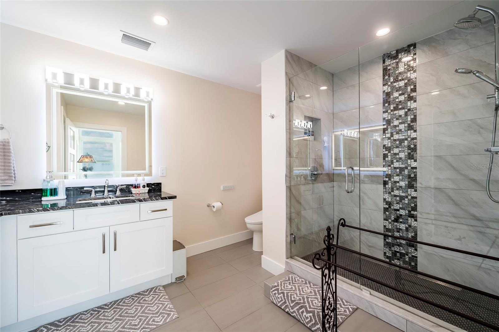 Listing photo id 45 for 1365 Snell Isle Boulevard Ne 9a