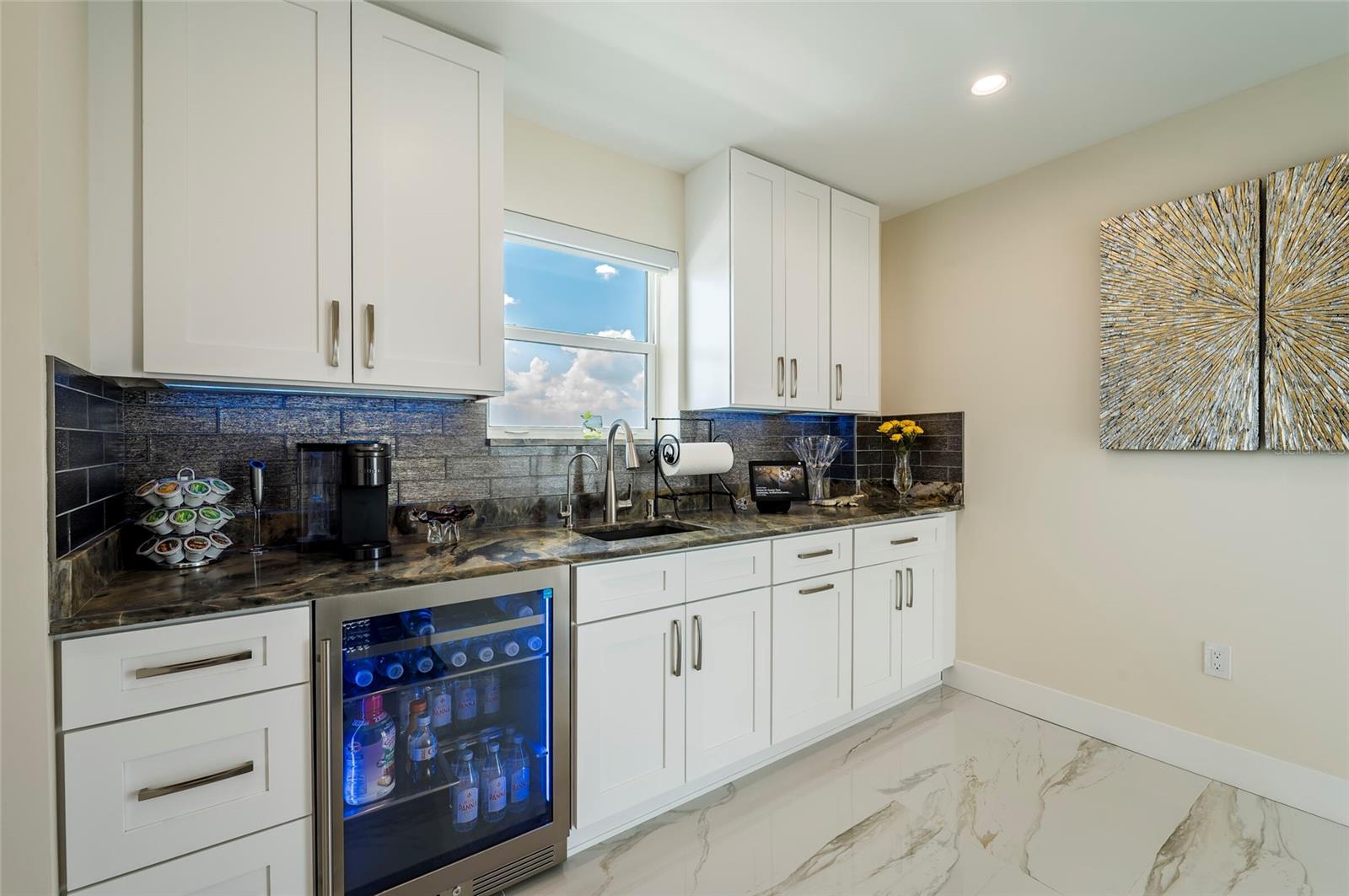 Listing photo id 53 for 1365 Snell Isle Boulevard Ne 9a