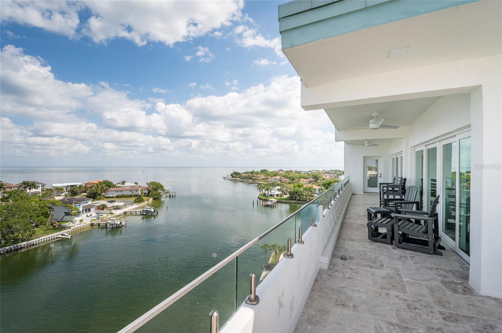 Listing photo id 65 for 1365 Snell Isle Boulevard Ne 9a