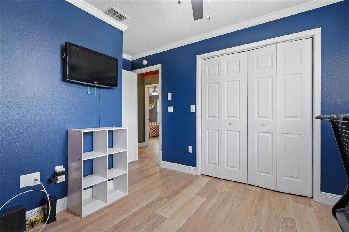 Image 32 of 67 For 1314 Oleander Drive