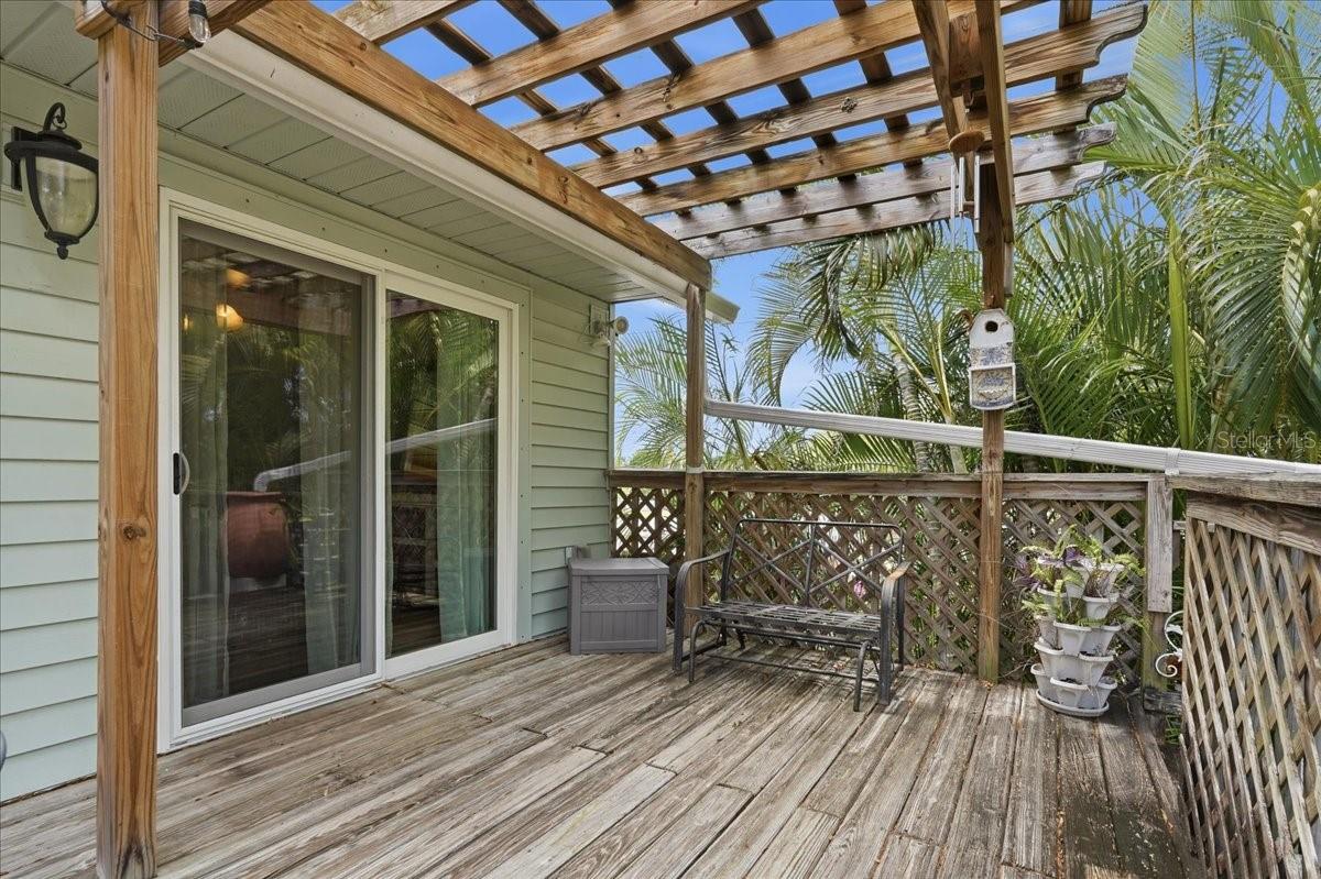 Image 44 of 67 For 1314 Oleander Drive