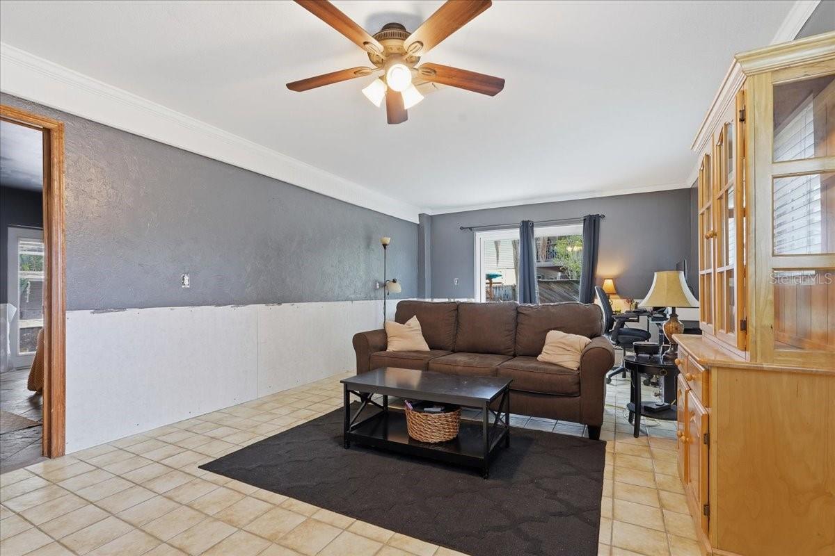 Image 46 of 67 For 1314 Oleander Drive