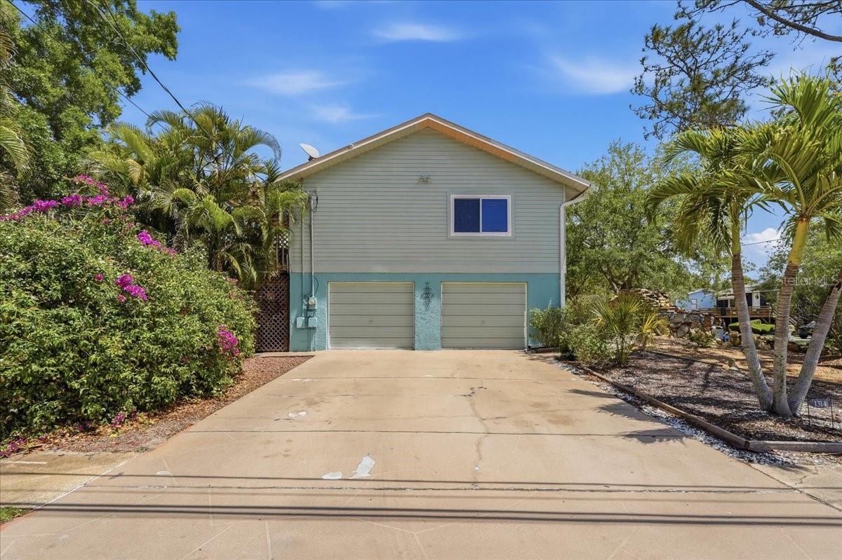 Image 64 of 67 For 1314 Oleander Drive