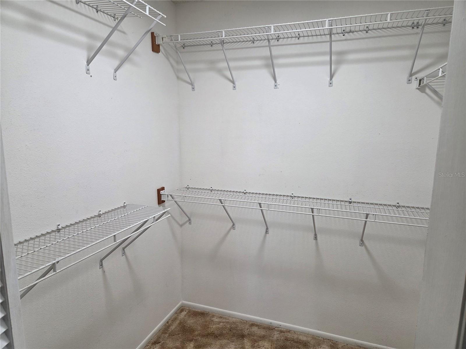 Listing photo id 11 for 2529 San Luis Road