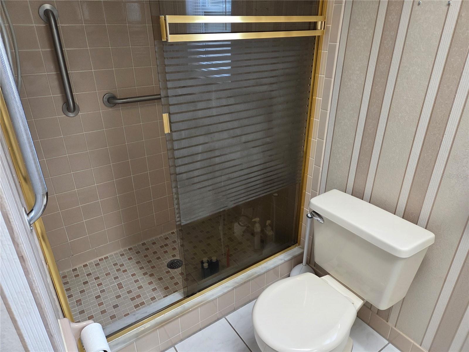 Listing photo id 13 for 2529 San Luis Road