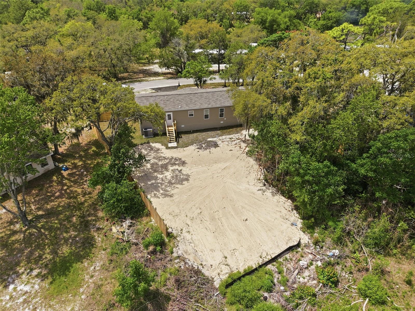 Image 65 of 72 For 9533 Round Lake Drive