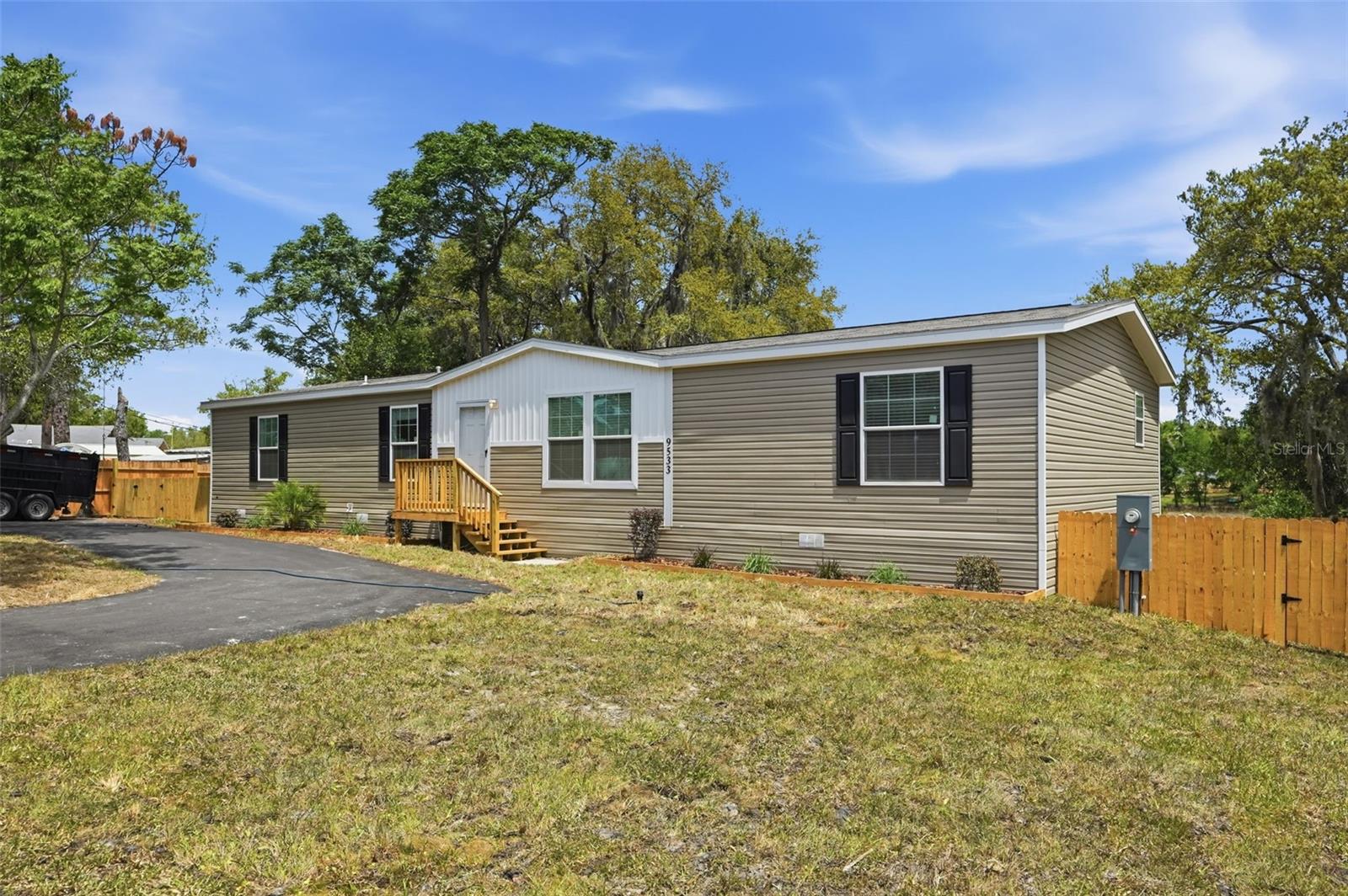 Image 72 of 72 For 9533 Round Lake Drive