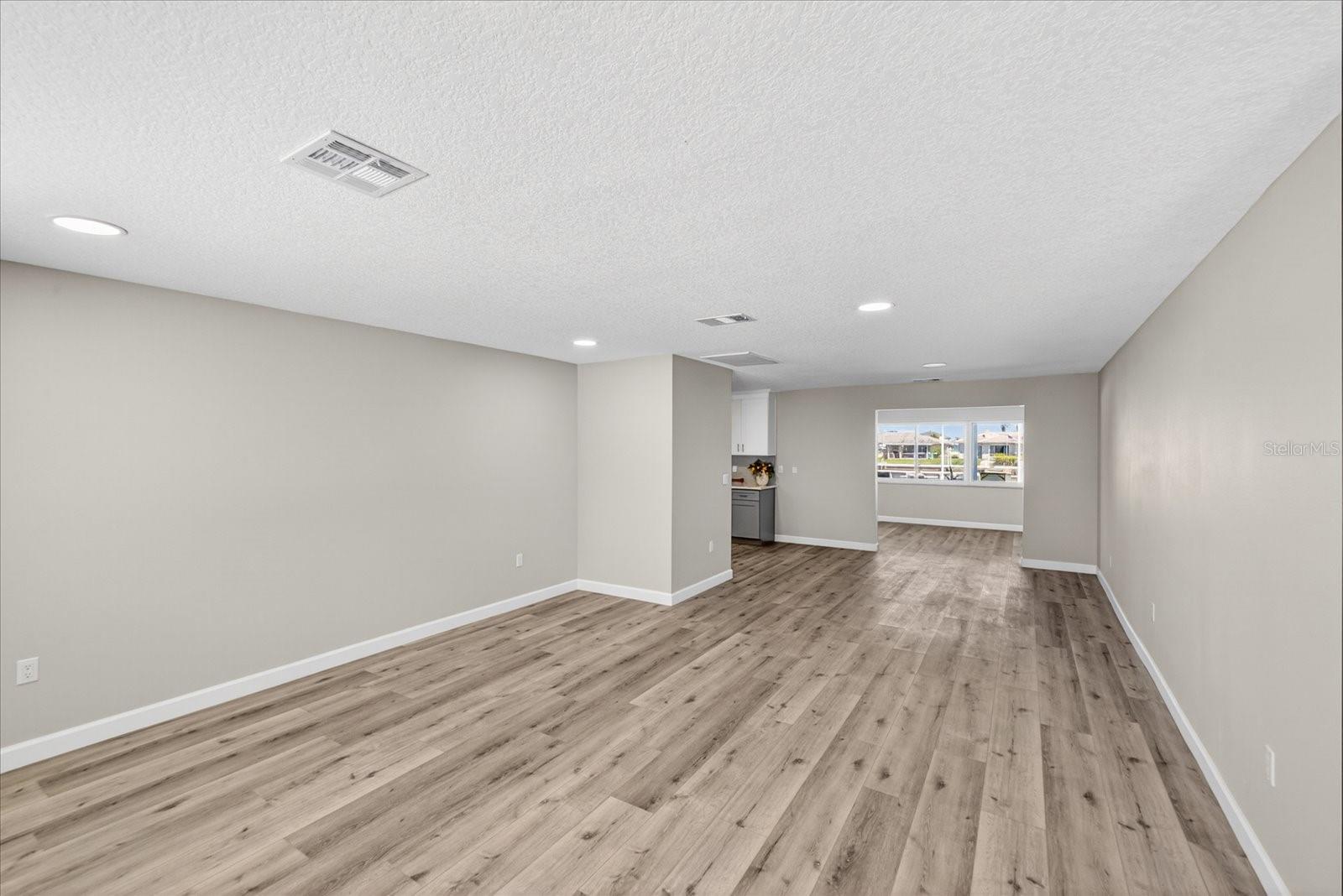 Image 10 of 53 For 4980 Galleon Court