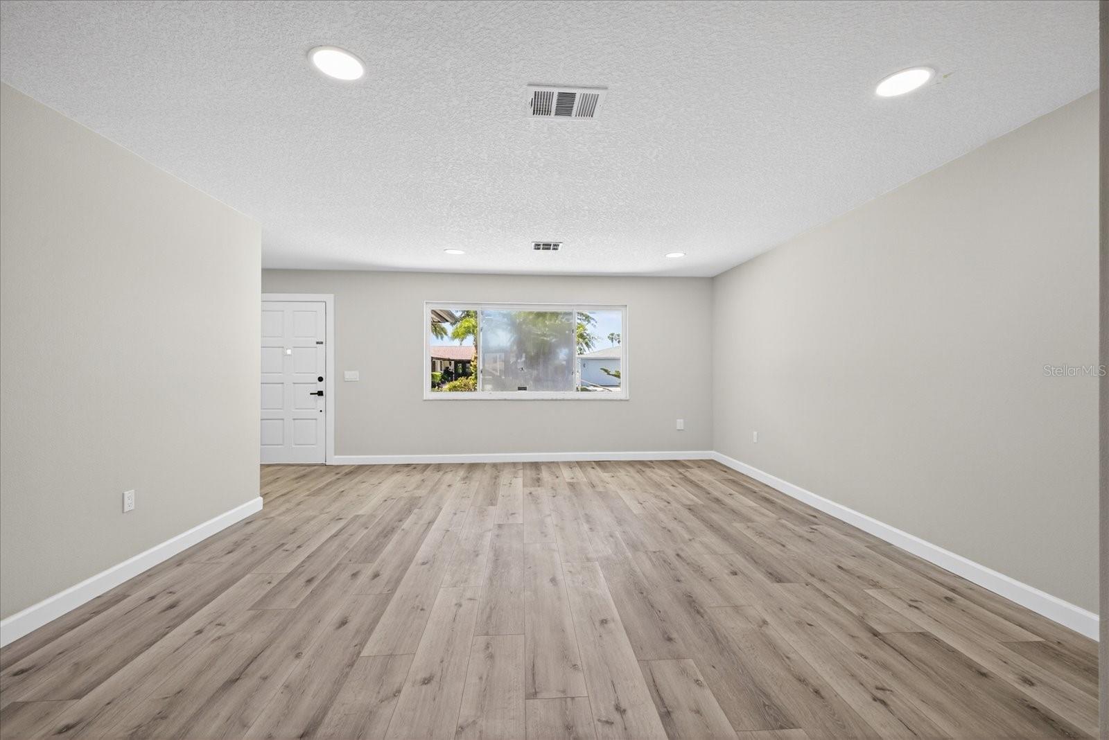 Image 13 of 53 For 4980 Galleon Court