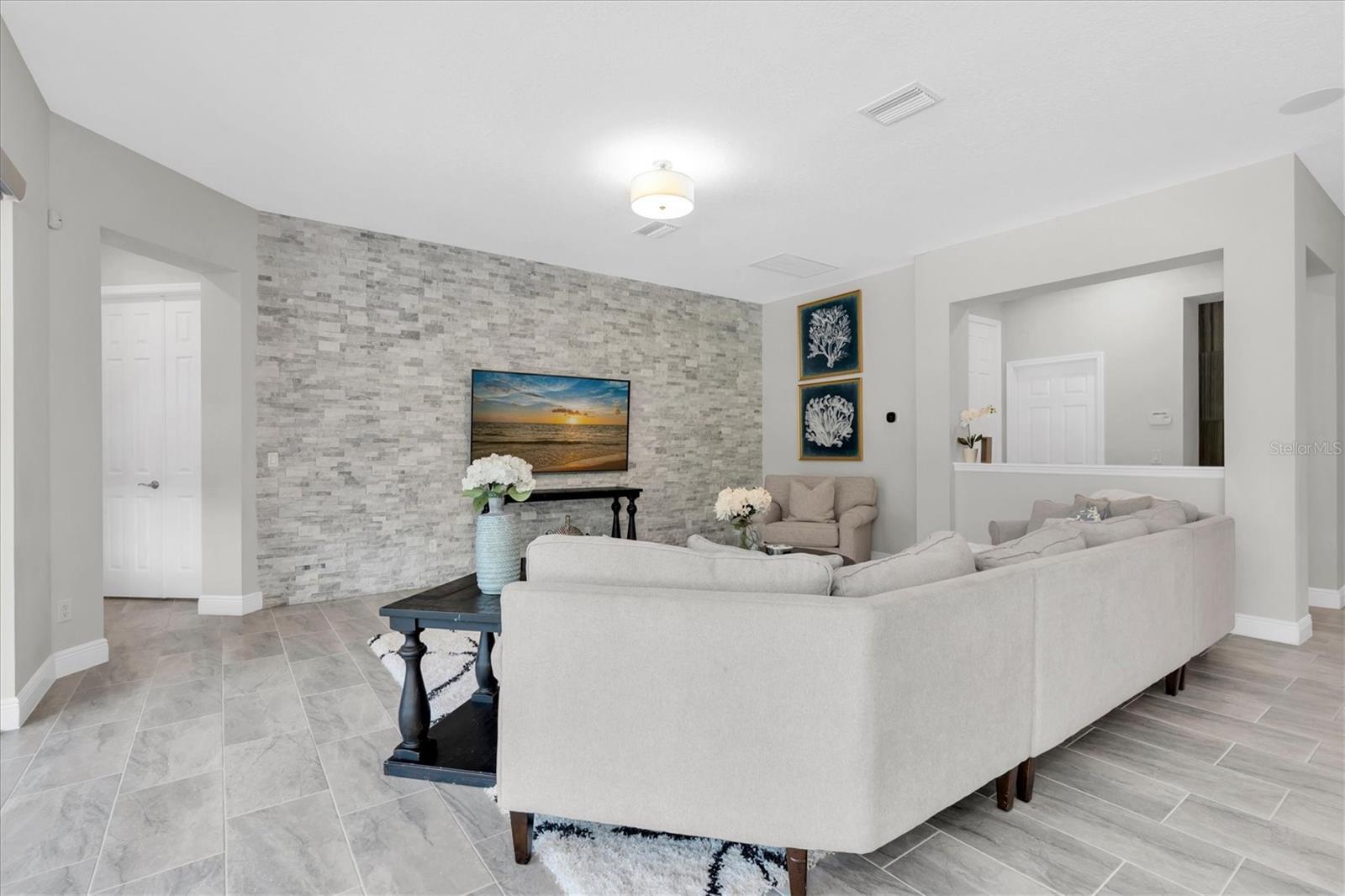 Image 16 of 72 For 5042 Night Star Trail