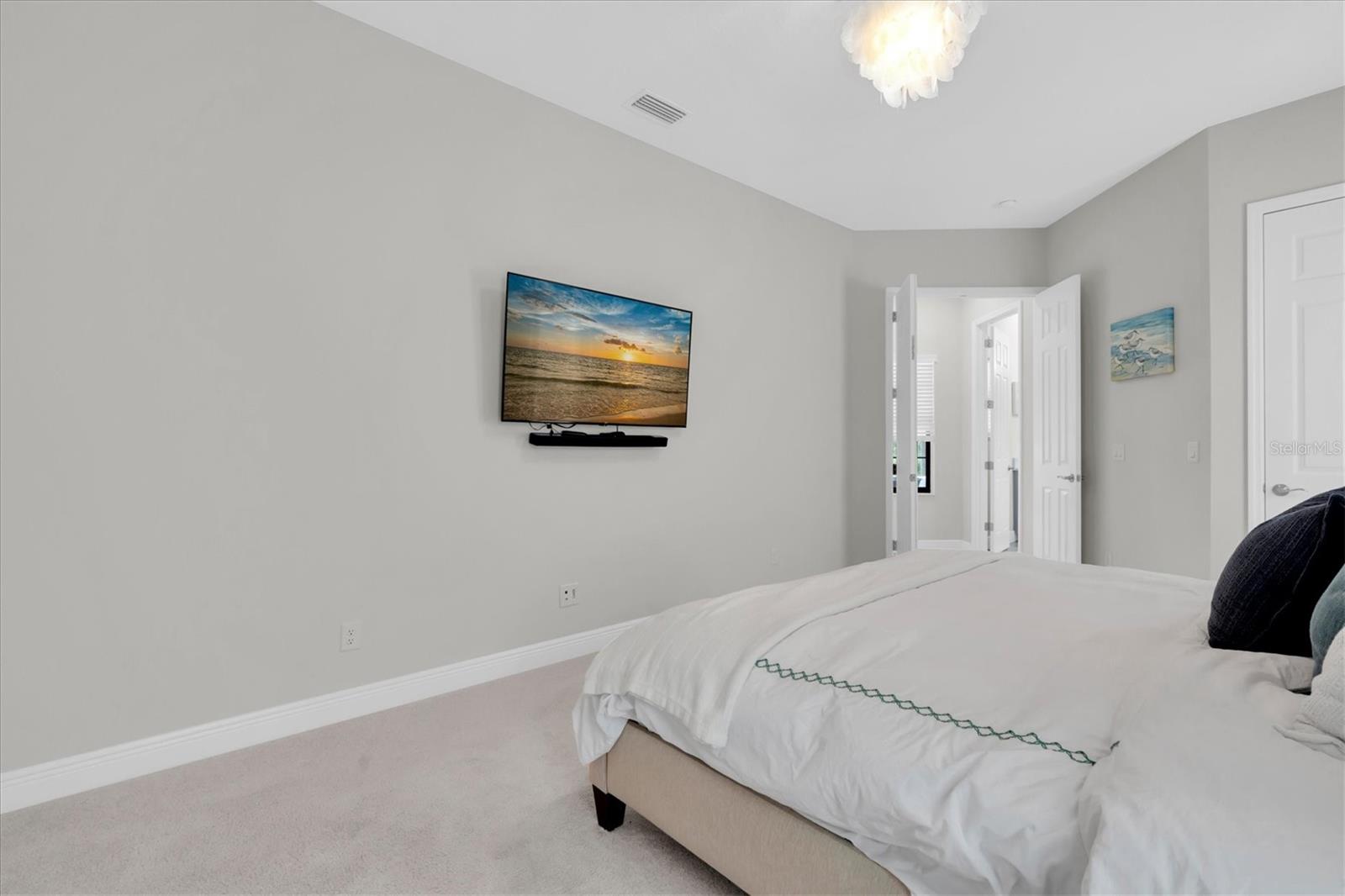 Image 19 of 72 For 5042 Night Star Trail