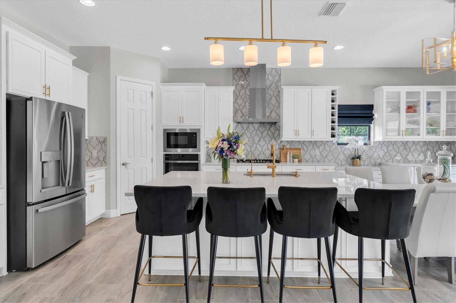 Image 3 of 72 For 5042 Night Star Trail