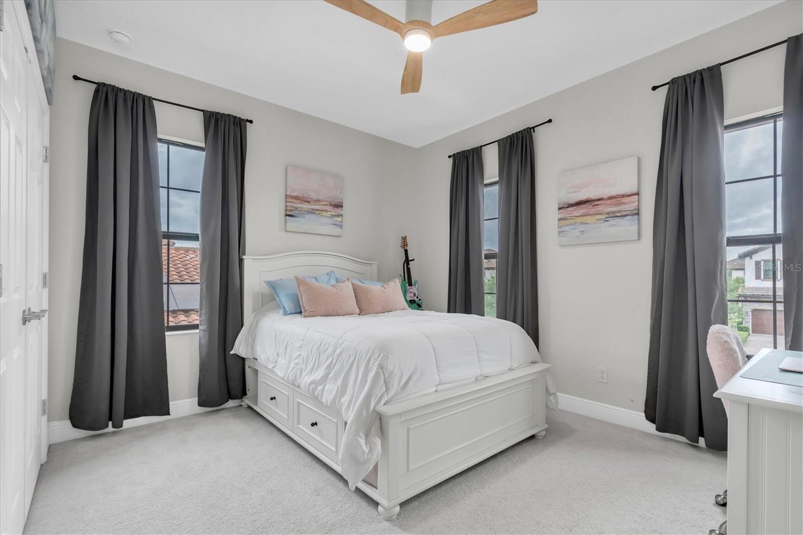 Image 35 of 72 For 5042 Night Star Trail