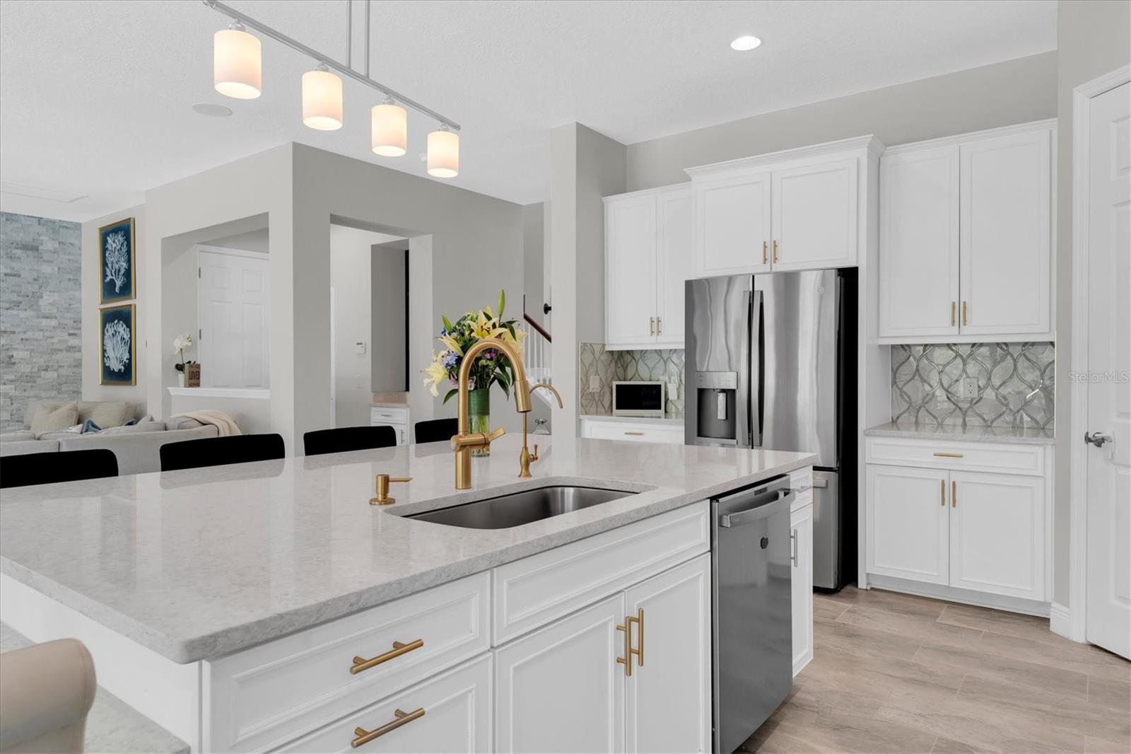 Image 8 of 72 For 5042 Night Star Trail