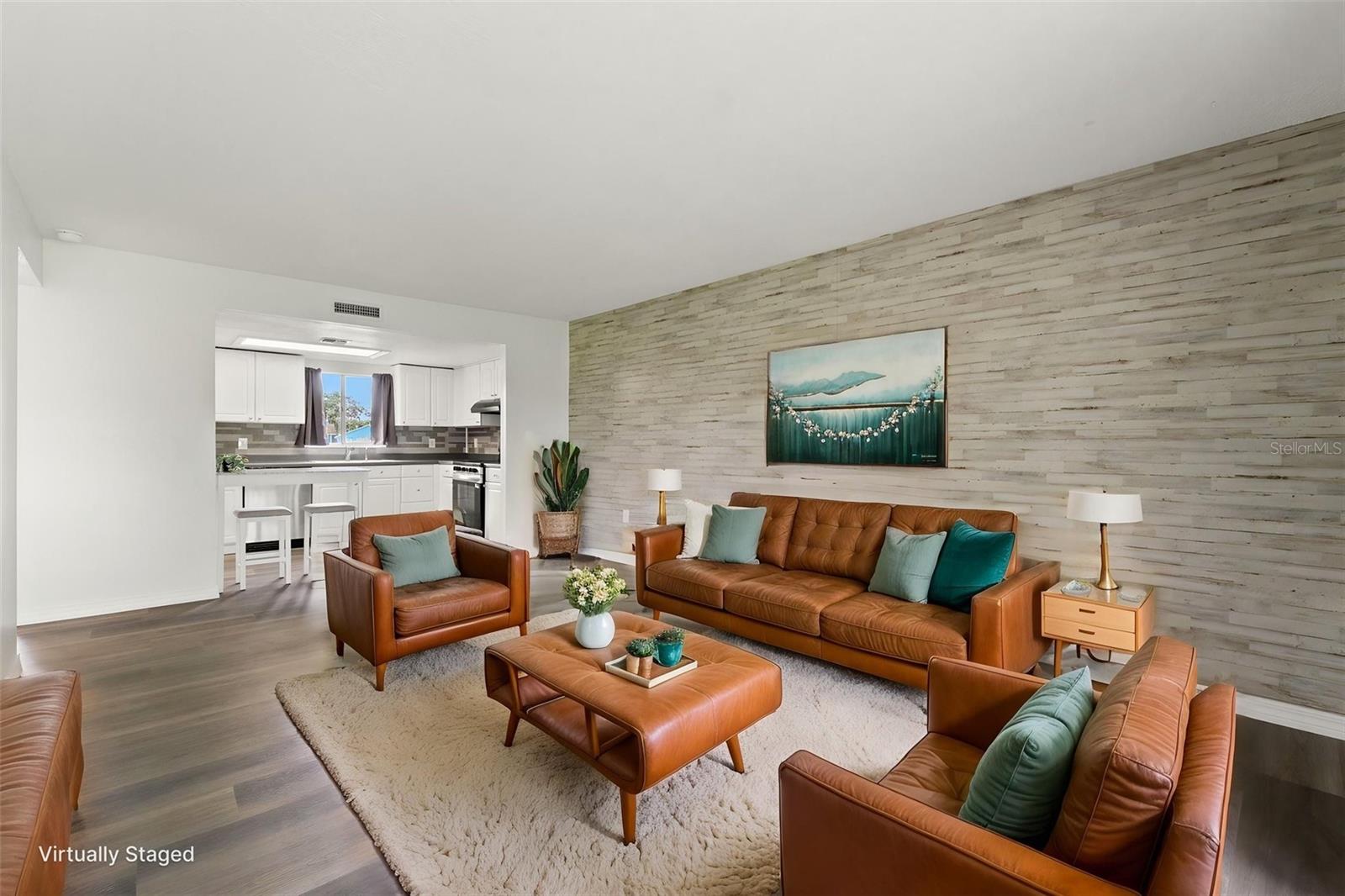 Image 12 of 33 For 7131 Dell Road 2