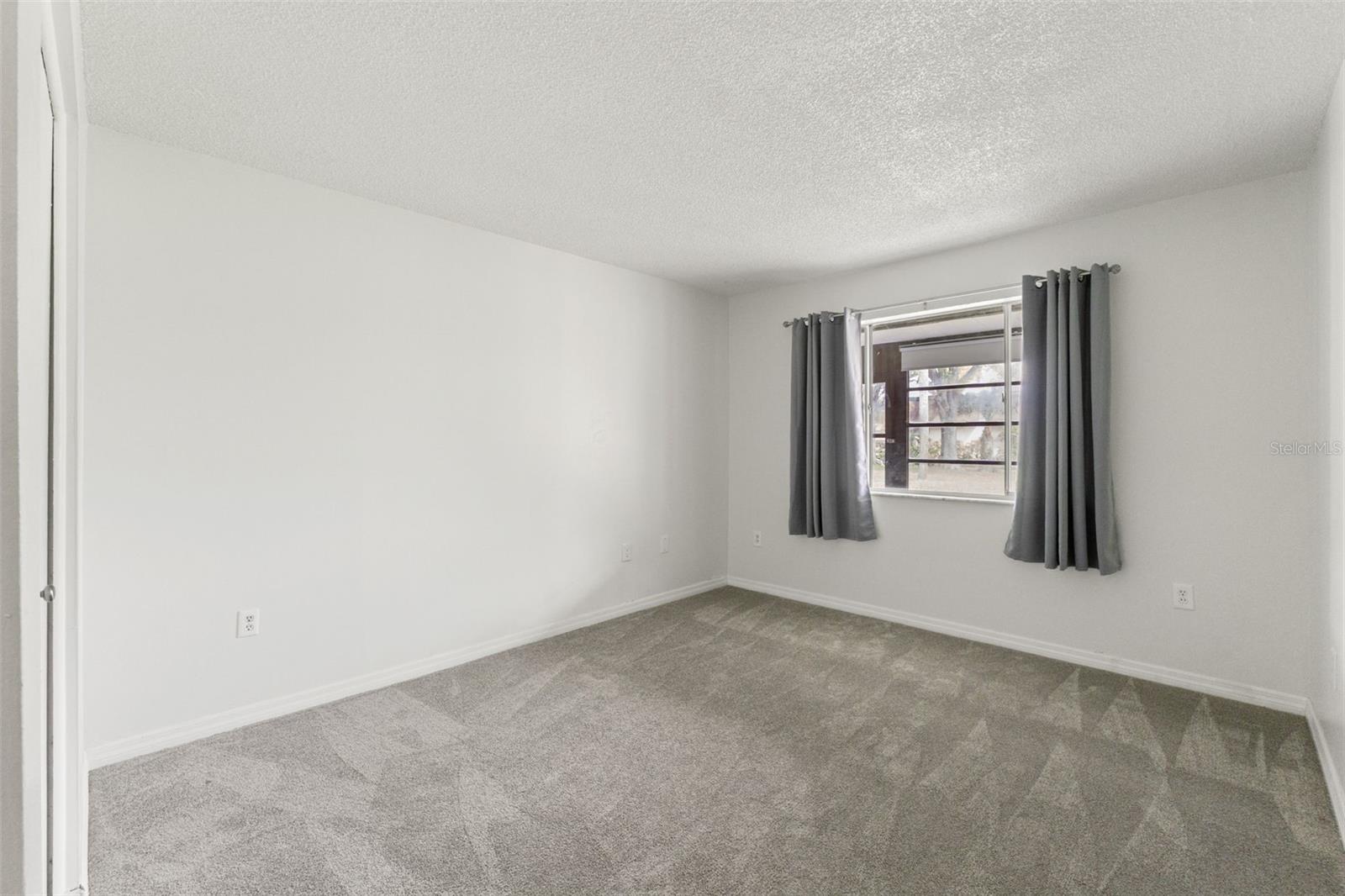 Image 23 of 33 For 7131 Dell Road 2