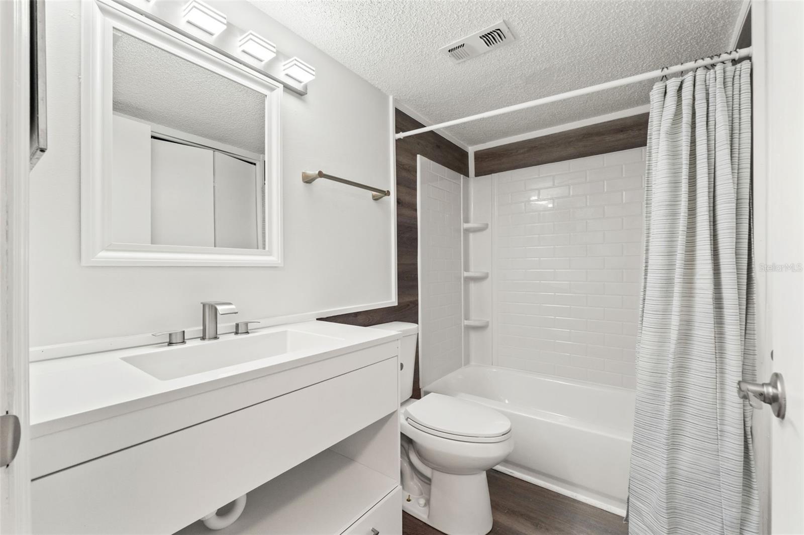 Image 26 of 33 For 7131 Dell Road 2