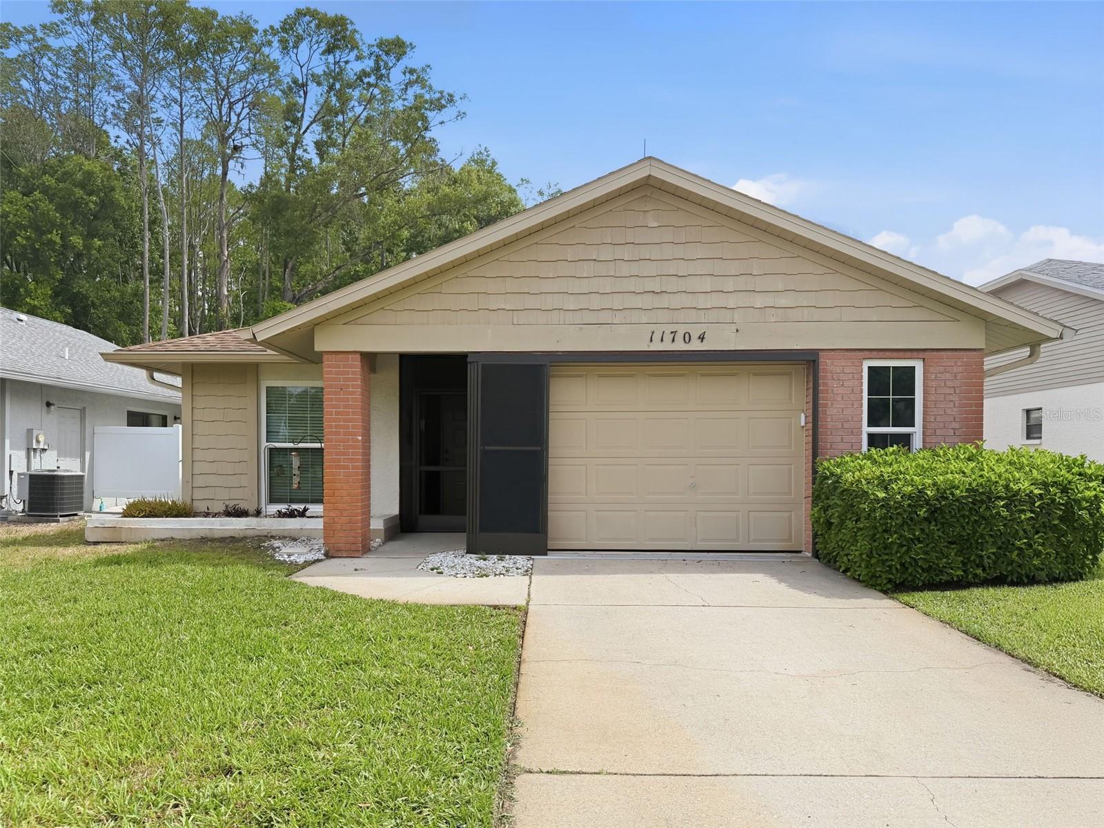 Image 39 of 57 For 11704 Aspenwood Drive