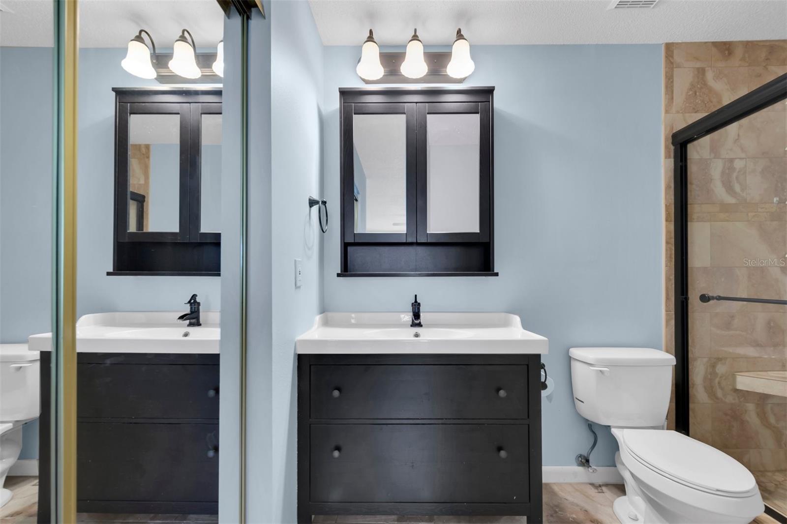 Image 17 of 34 For 37730 Alissa Drive