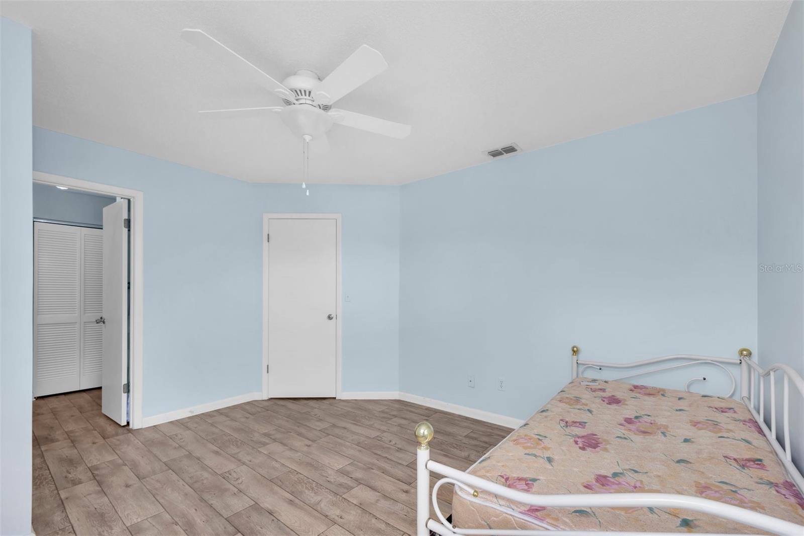 Image 20 of 34 For 37730 Alissa Drive