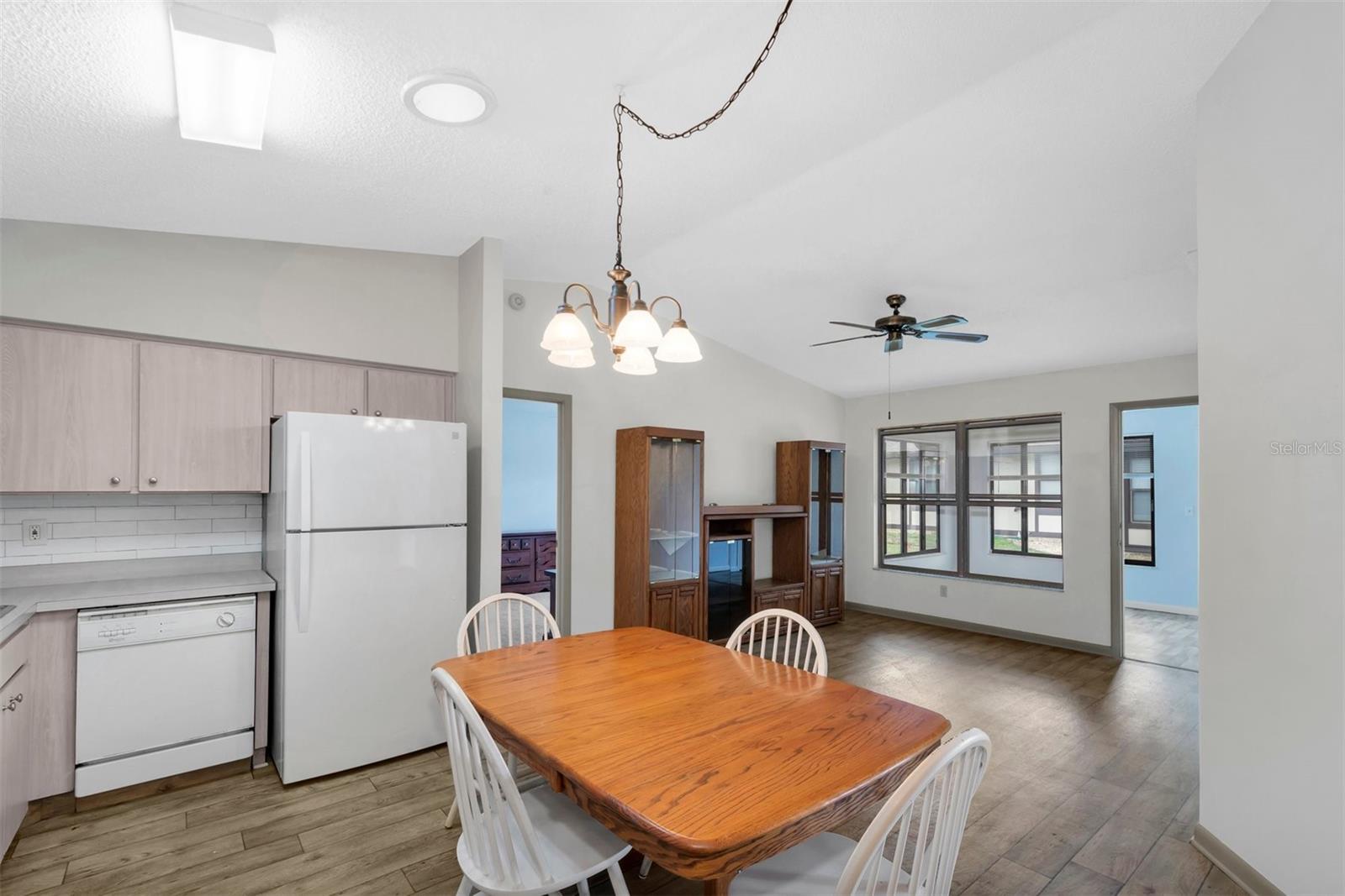 Image 5 of 34 For 37730 Alissa Drive