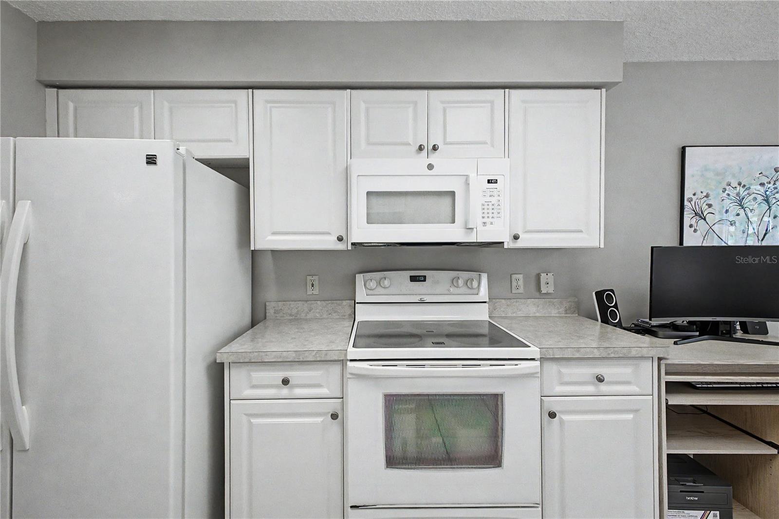 Image 18 of 48 For 3017 Whispering Pines Court