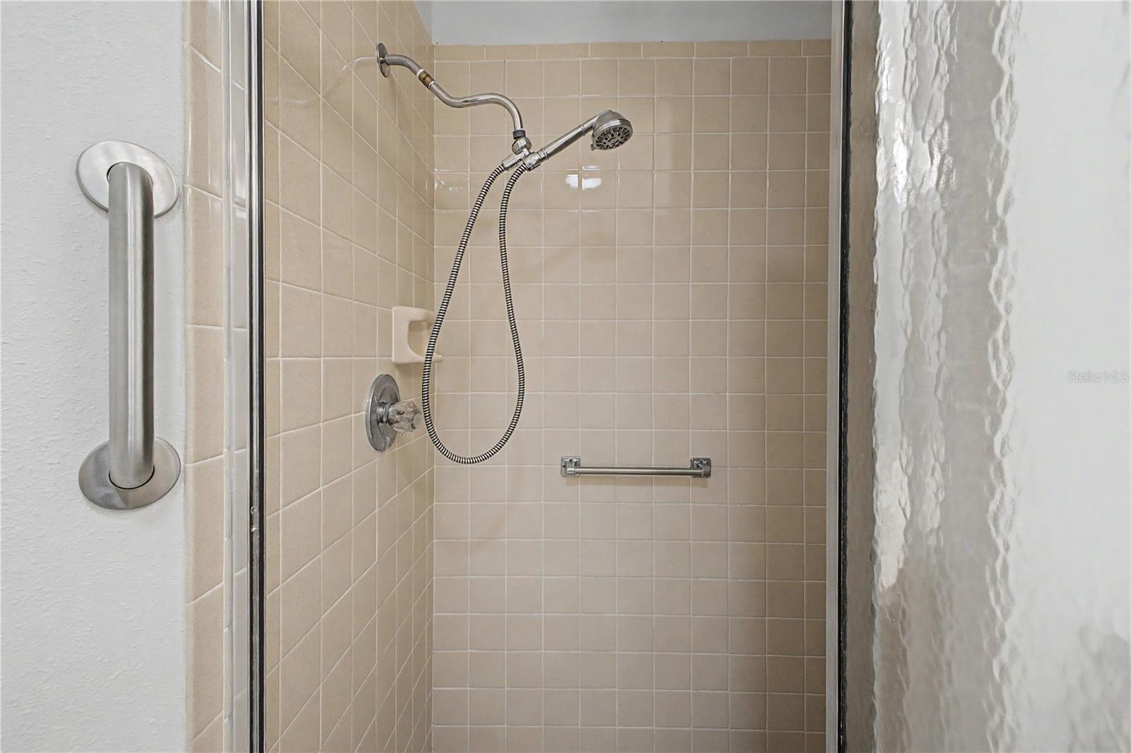 Image 26 of 48 For 3017 Whispering Pines Court