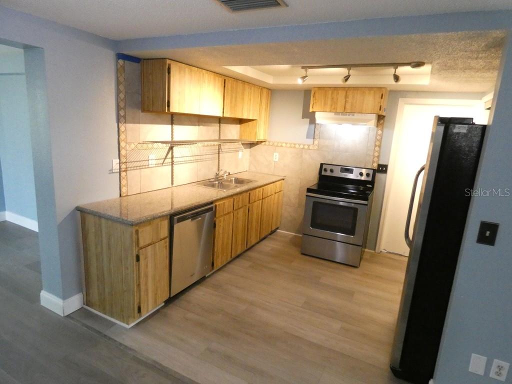 Image 3 of 21 For 8515 Windy Hill Lane