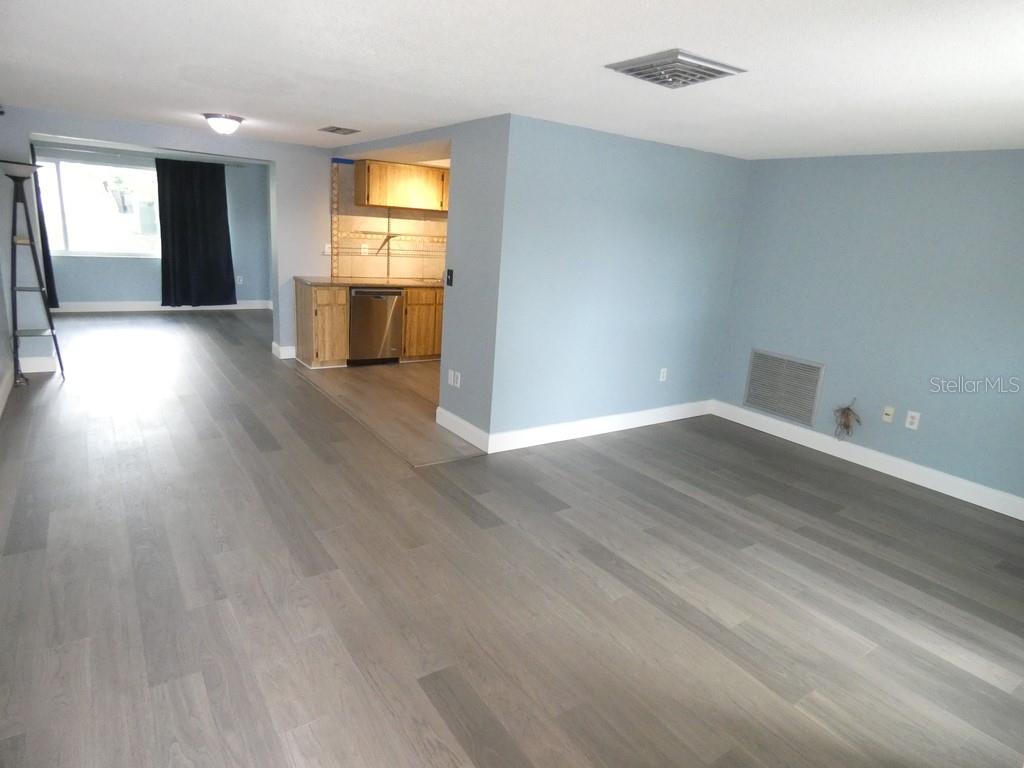 Image 5 of 21 For 8515 Windy Hill Lane