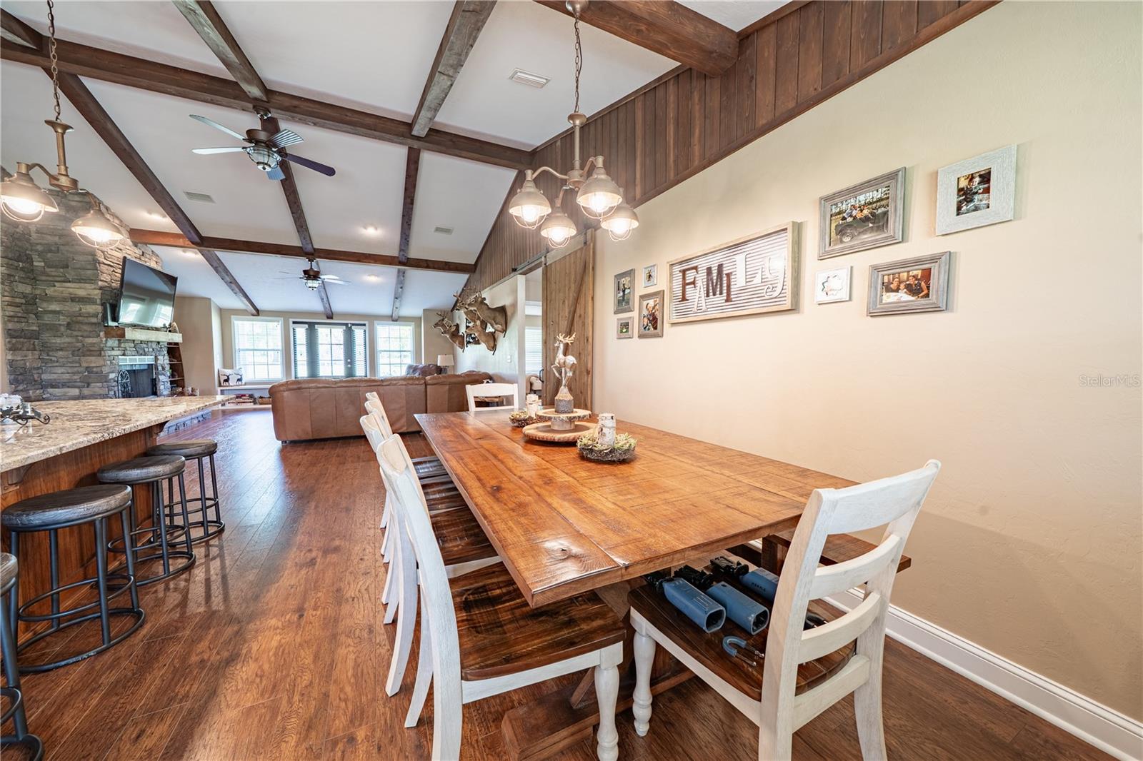 Listing photo id 14 for 4639 Wilson Springs Road