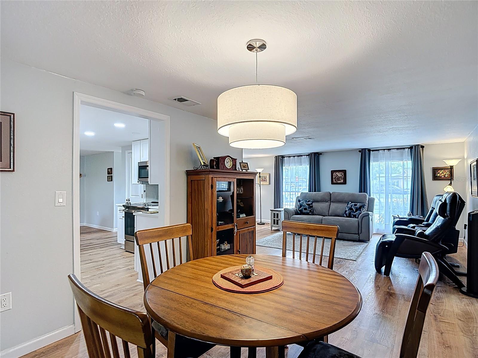 Image 14 of 54 For 12709 Castleberry Court