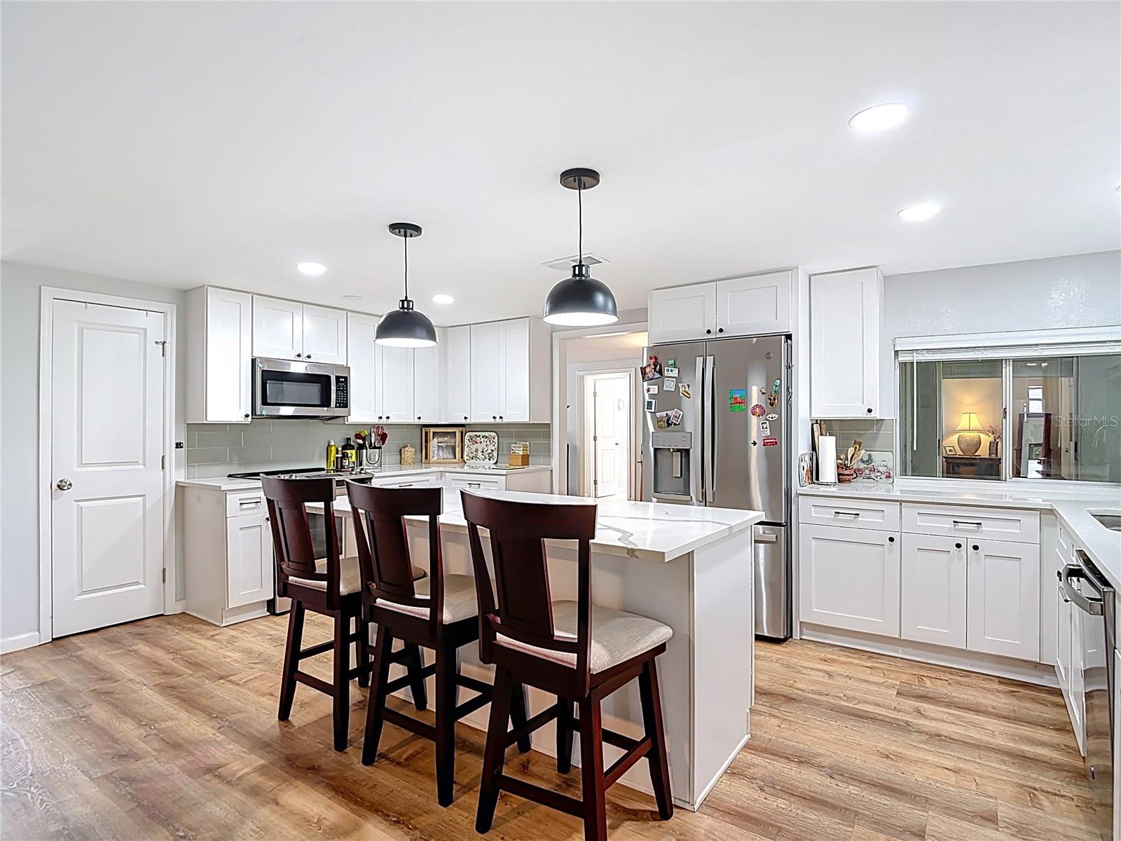 Image 16 of 54 For 12709 Castleberry Court