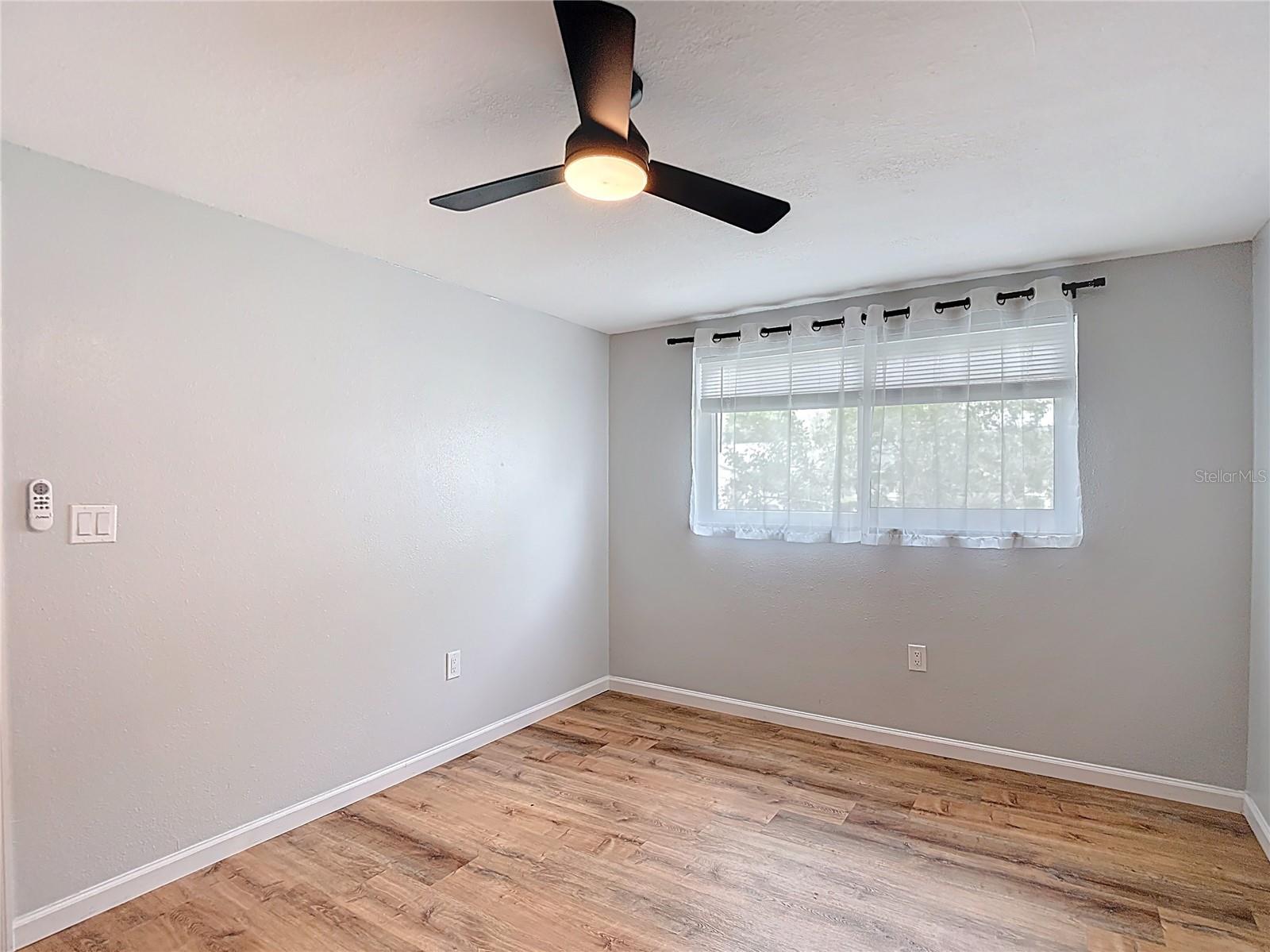 Image 30 of 54 For 12709 Castleberry Court