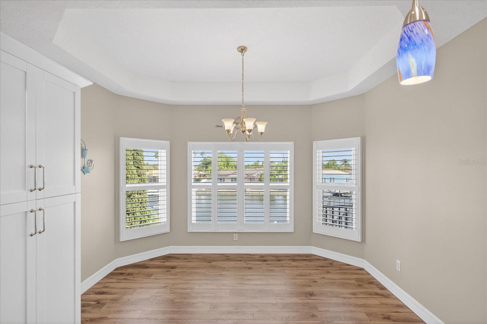 Image 16 of 74 For 3339 Seaway Drive