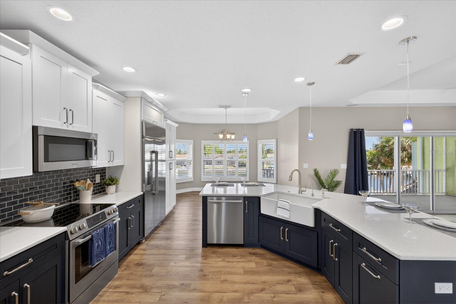 Image 4 of 74 For 3339 Seaway Drive