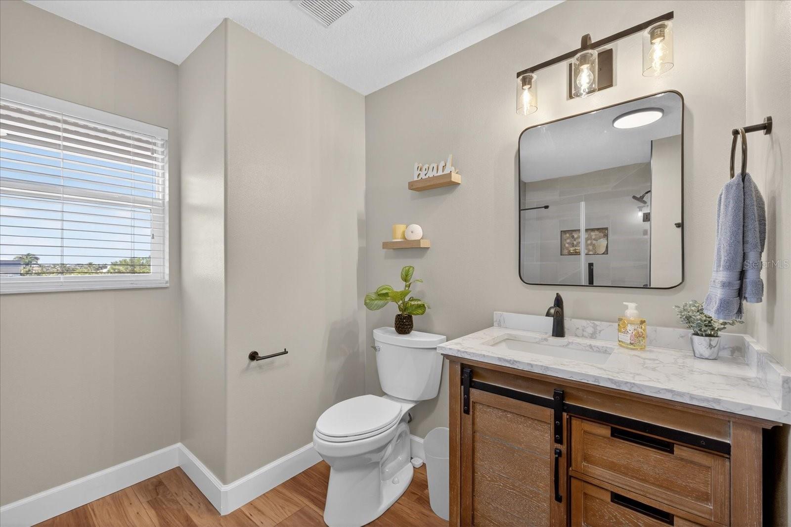 Image 43 of 74 For 3339 Seaway Drive