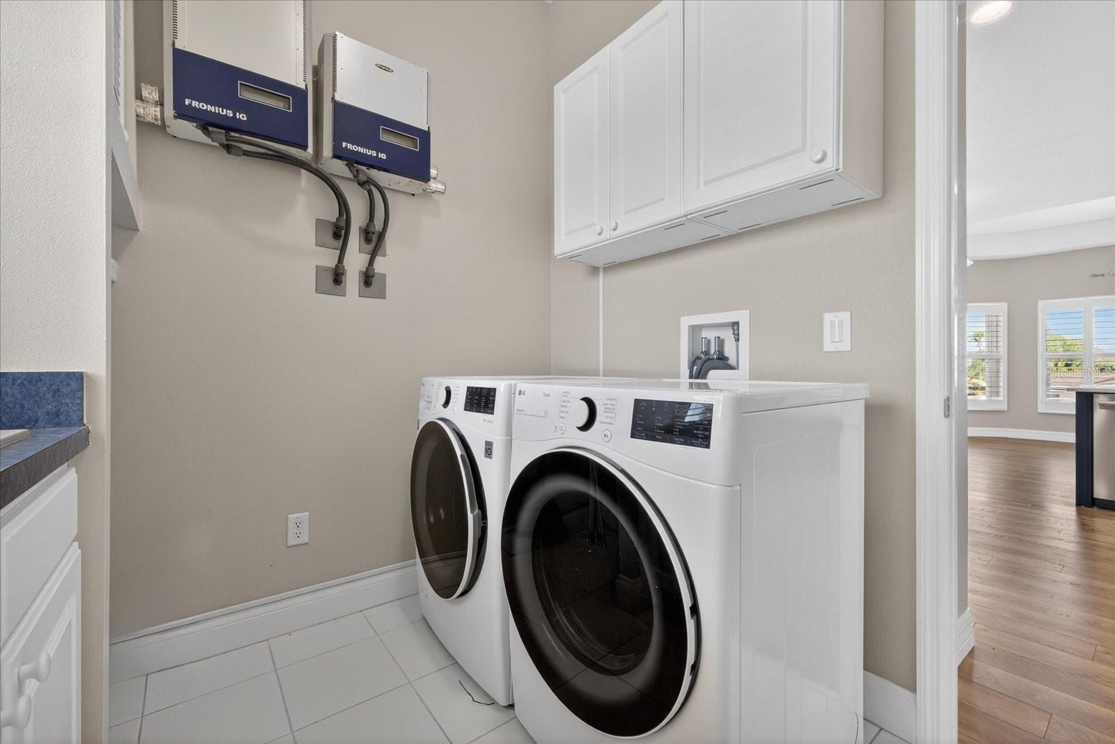 Image 44 of 74 For 3339 Seaway Drive