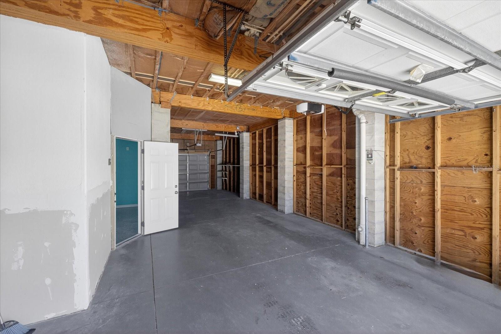 Image 47 of 74 For 3339 Seaway Drive