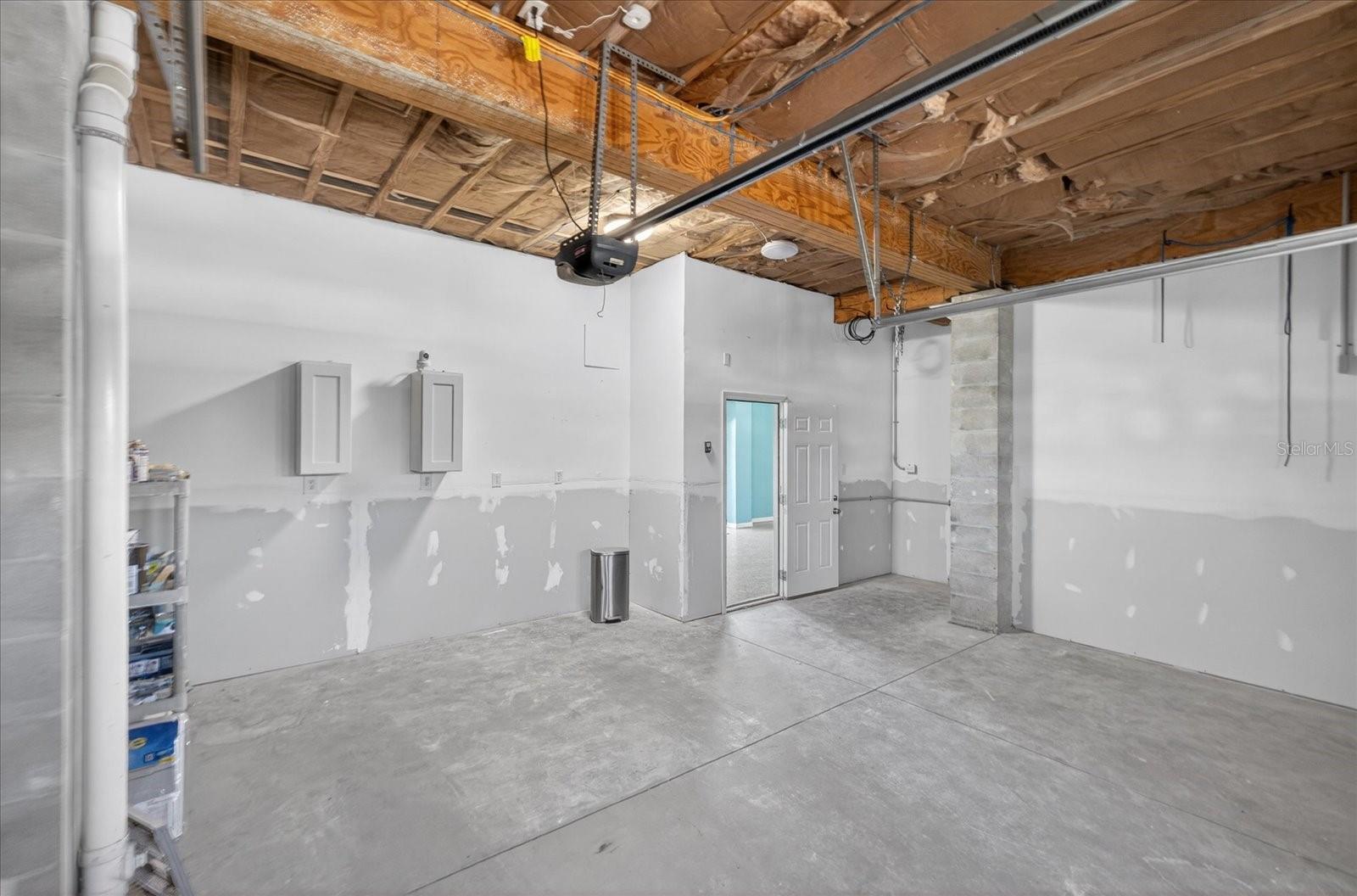 Image 49 of 74 For 3339 Seaway Drive