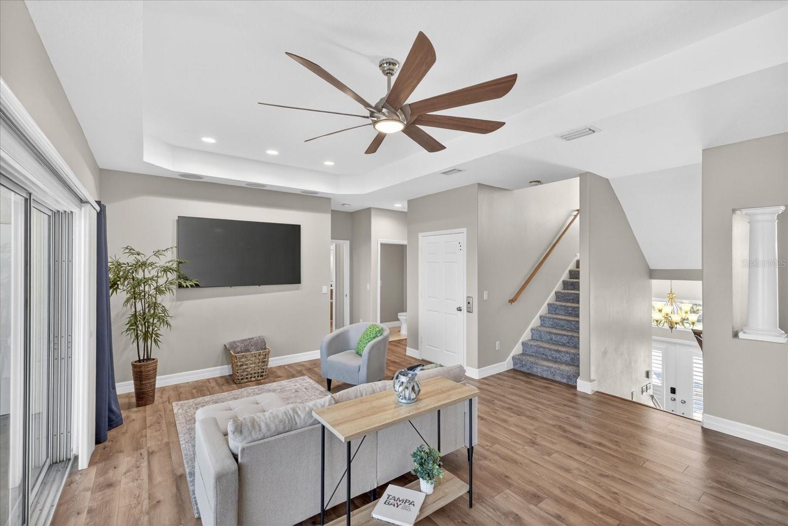 Image 6 of 74 For 3339 Seaway Drive