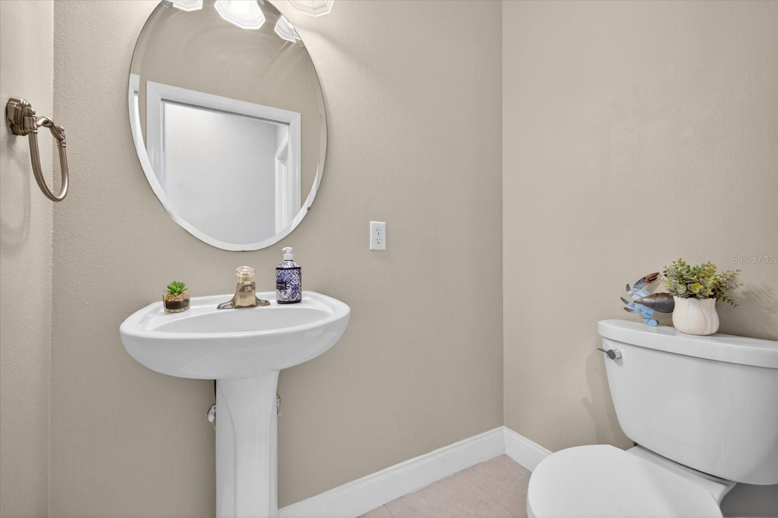 Image 8 of 74 For 3339 Seaway Drive