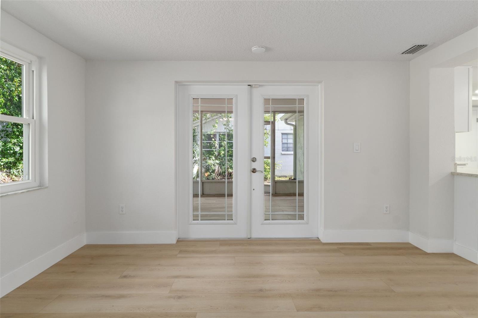 Image 18 of 44 For 8501 Mill Creek Lane