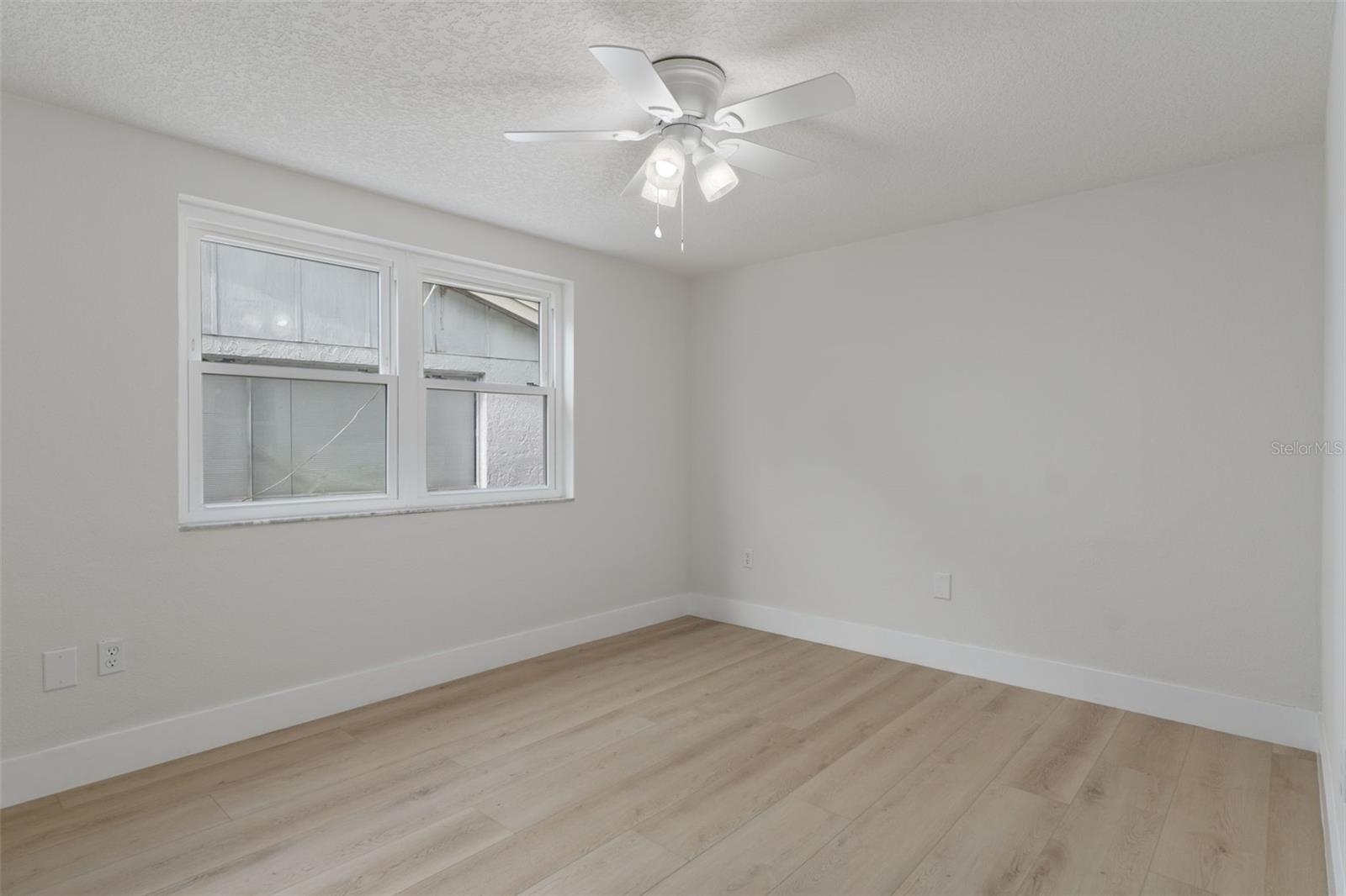 Image 22 of 44 For 8501 Mill Creek Lane