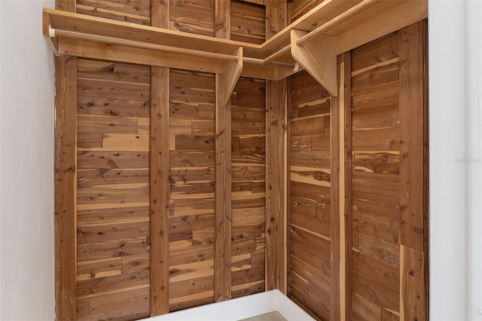 Image 28 of 44 For 8501 Mill Creek Lane