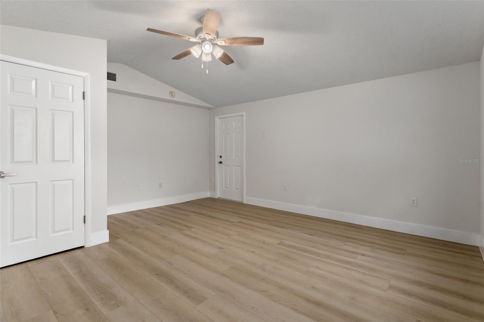 Image 29 of 44 For 8501 Mill Creek Lane