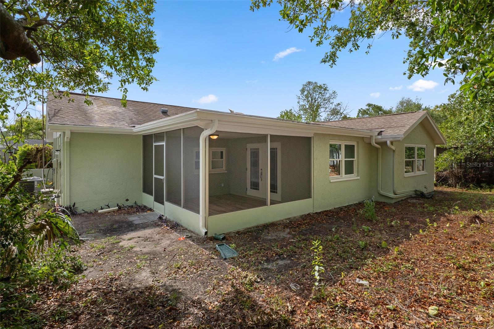 Image 35 of 44 For 8501 Mill Creek Lane