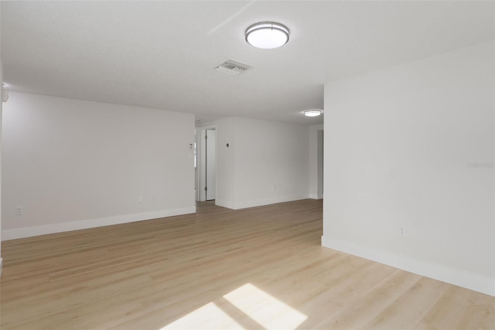 Image 9 of 44 For 8501 Mill Creek Lane