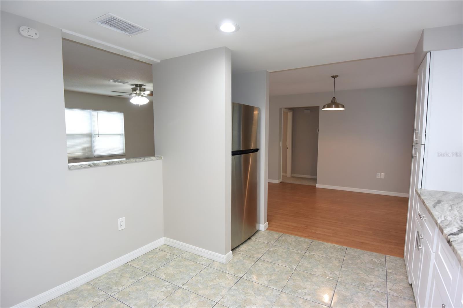 Image 12 of 42 For 5484 Alderwood Street