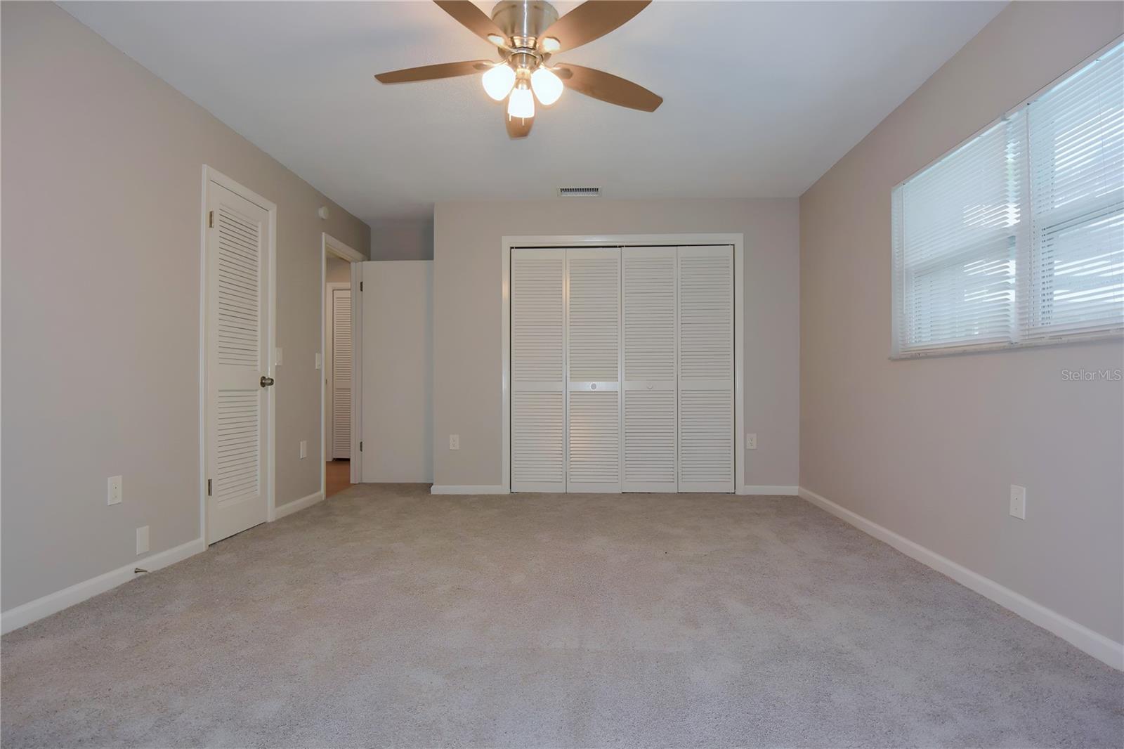 Image 17 of 42 For 5484 Alderwood Street